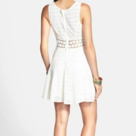 FREE PEOPLE beige cream daisy cut out sleeveless lined floral lace dress - Picture 3 of 13